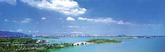 蠡湖全景——秦绍楹.jpg